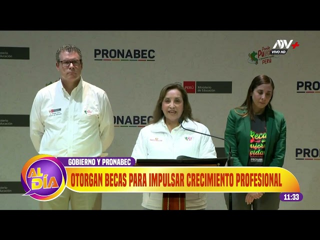 ⁣Gobierno y Pronabec otorgan becas para impulsar el crecimiento profesional