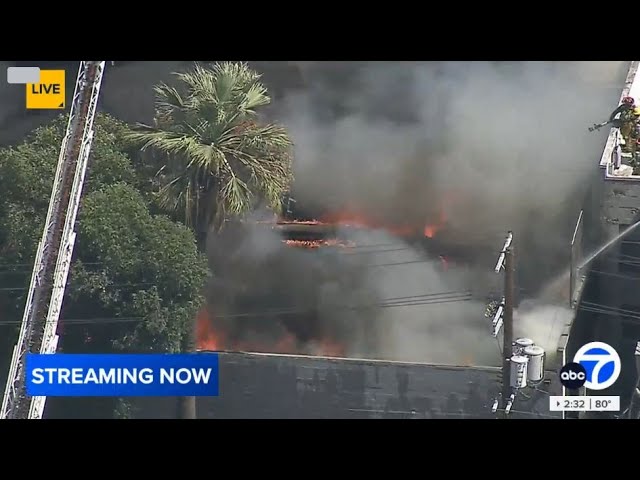 ⁣Firefighters battling blaze at DTLA building where explosions were heard