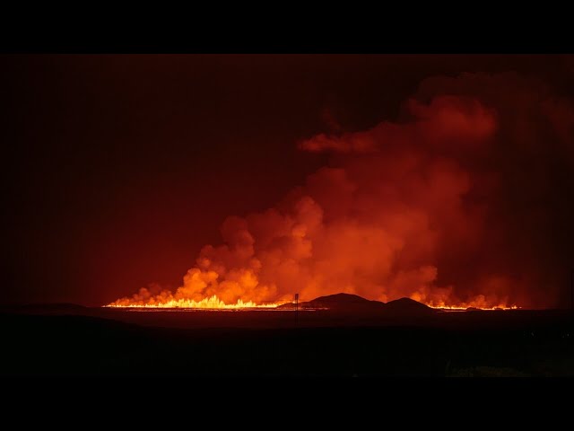 ⁣Volcano in Iceland releases toxic cloud of gas