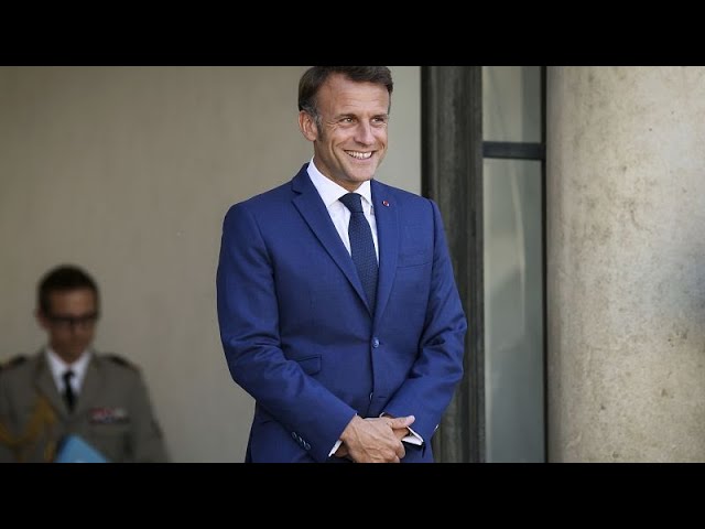 Macron s'efforce de relancer les pourparlers en vue de la formation d'un nouveau gouvernem