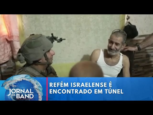 ⁣Refém israelense é encontrado em túnel após fugir do Hamas | Jornal da Band