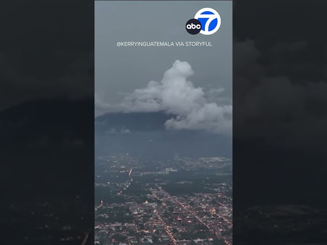 ⁣Video captures stunning lightning over volcano in Guatemala