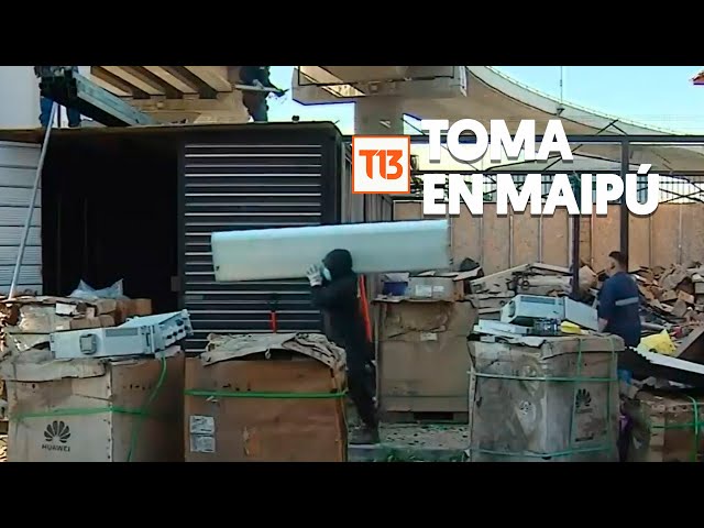 Encuentran antenas telefónicas durante demolición de casas en toma de Maipú