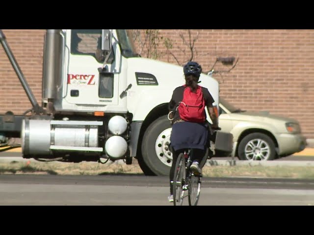 ⁣Pedals for Patriots gives bicycles to newly housed veterans