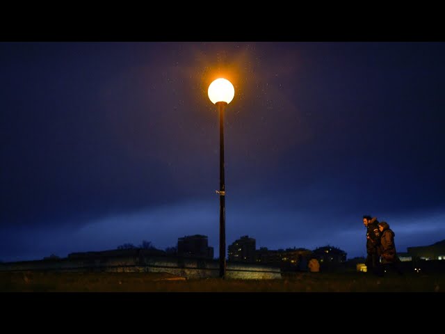 ‘Ingenious’: UK council to turn off street lights in effort to ‘save the planet’