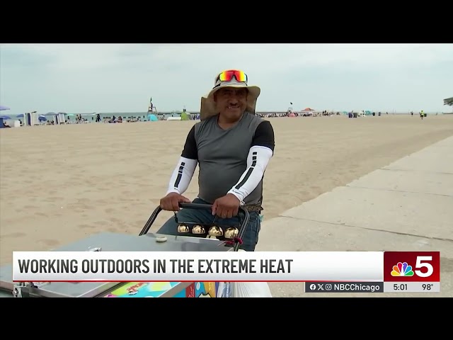 ⁣As sweltering heat impacts Chicago area, outside workers struggle to stay cool