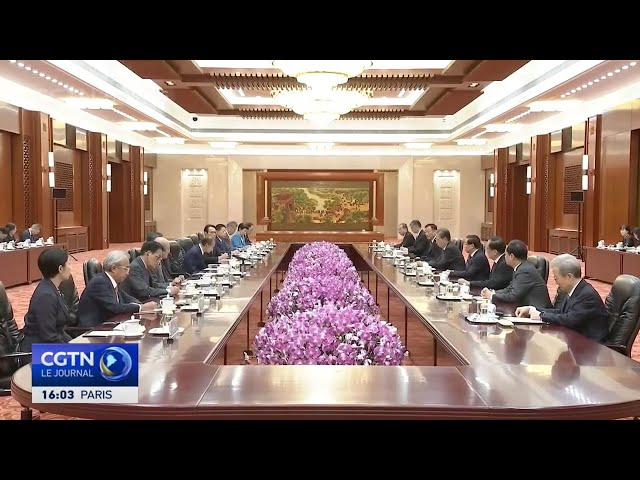 ⁣Zhao Leji rencontre le parlementaire japonais Toshihiro Nikai à Beijing