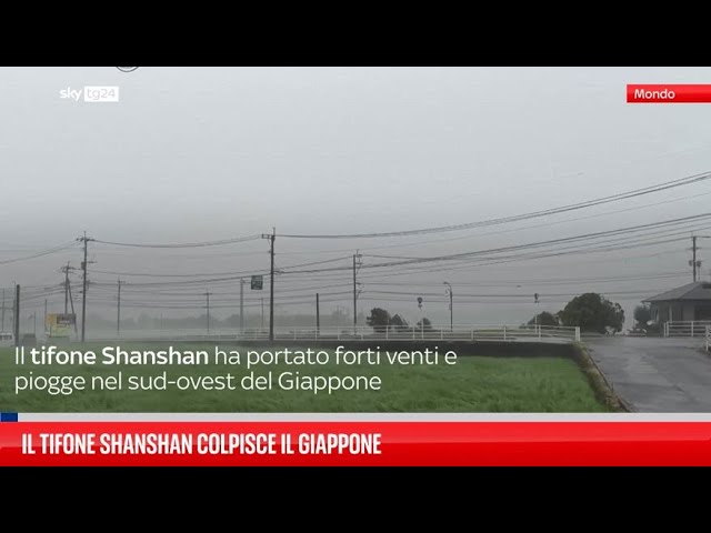 ⁣Giappone, il tifone Shanshan porta forti venti e pioggia