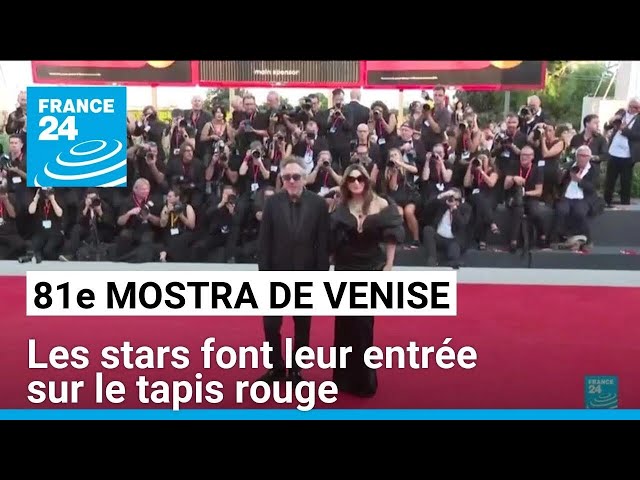 ⁣81e Mostra de Venise : les stars font leur entrée sur le tapis rouge • FRANCE 24