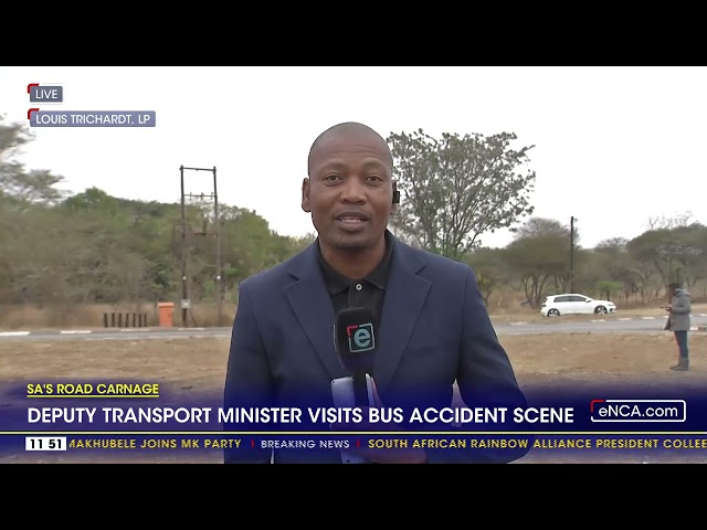 ⁣Deputy Transport Minister visits bus accident scene