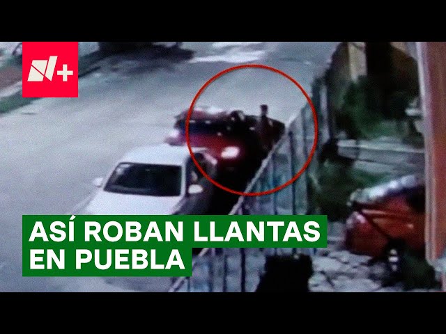 Sujetos en auto rojo roban llantas en Puebla - N+