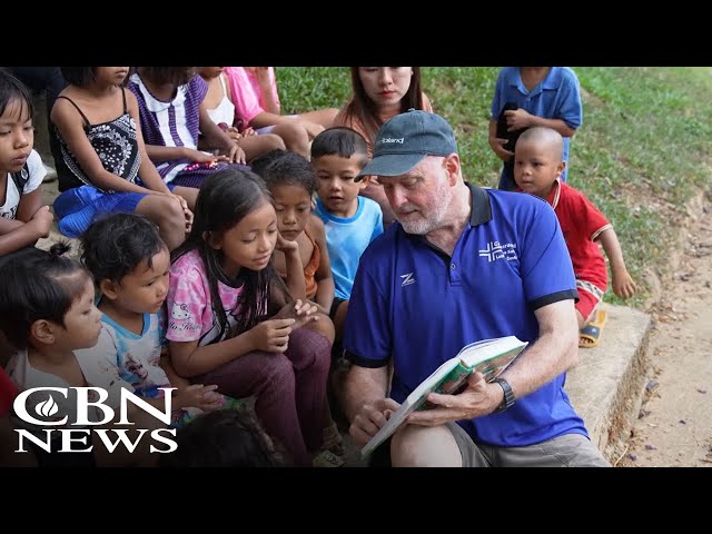 ⁣American Teacher Helps Myanmar Refugee Kids Build a Better Future