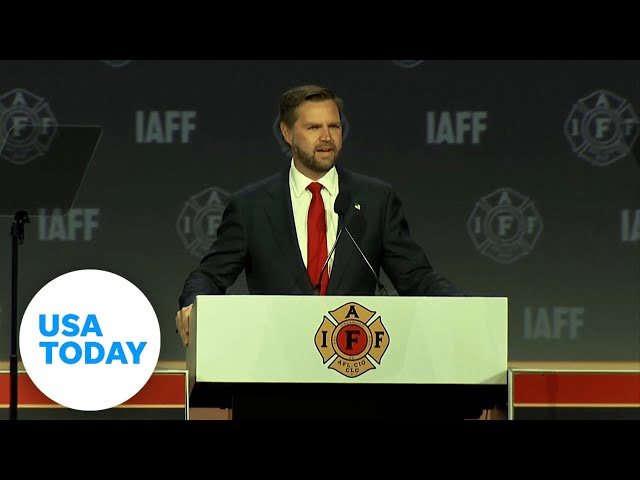 ⁣JD Vance met with boos during firefighters union event in Boston | USA TODAY