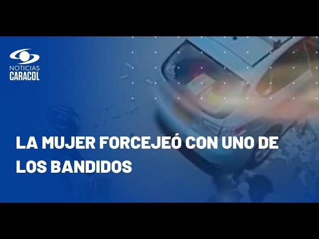 ⁣En video quedó cómo fleteros asaltaron a pareja en Tunja que llevaba $100 millones