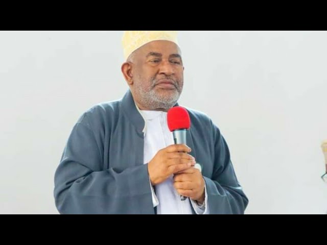 ⁣Discours d'AZALI Assoumani après la prière du vendredi à HaHaya 30 août 2024