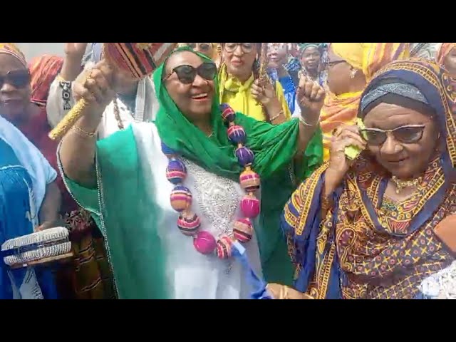 La danse d'Ambari Azali à Hahaya Mdjini