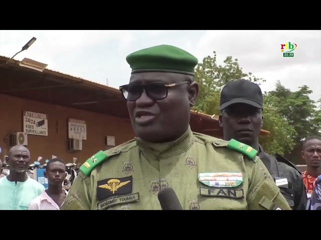 ⁣Actualité AES-Niger/Saisie de 602 motos: le ministre de la Sécurité, Gal M. Toumba félicite les FDS