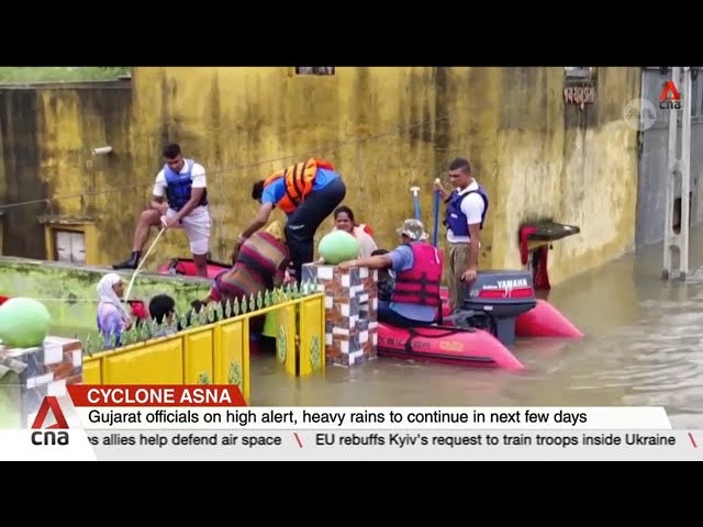 Thousands evacuated in Gujarat, India due to intense rains and floods