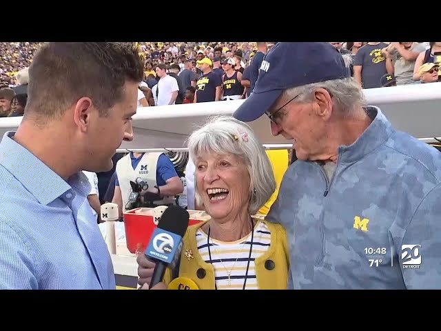 ⁣Jim Harbaugh's parents return as Michigan's honorary captains