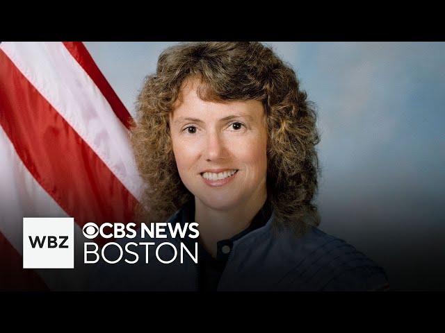 ⁣Christa McAuliffe statue to be unveiled at New Hampshire Statehouse