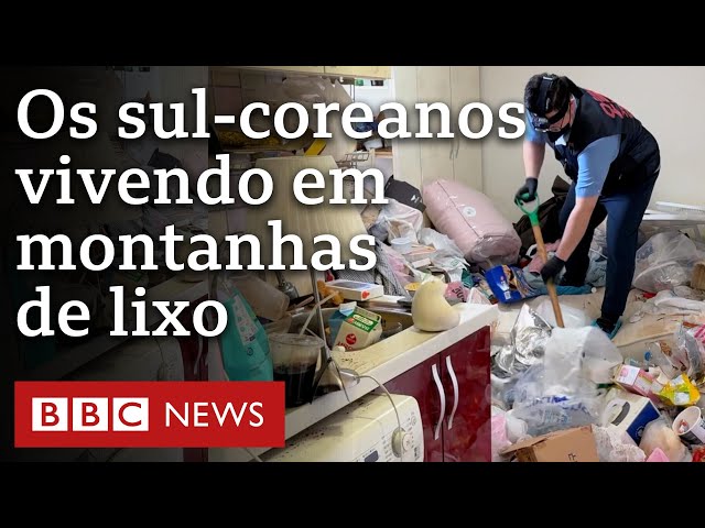 ⁣Coreia do Sul: os jovens que moram em casas cheias de lixo