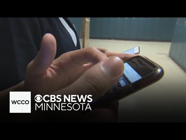 ⁣Minnesota schools begin implementing new cell phone policies