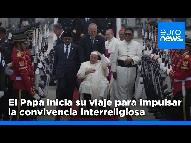 ⁣El Papa Francisco inicia en Indonesia un viaje para promover la convivencia interreligiosa