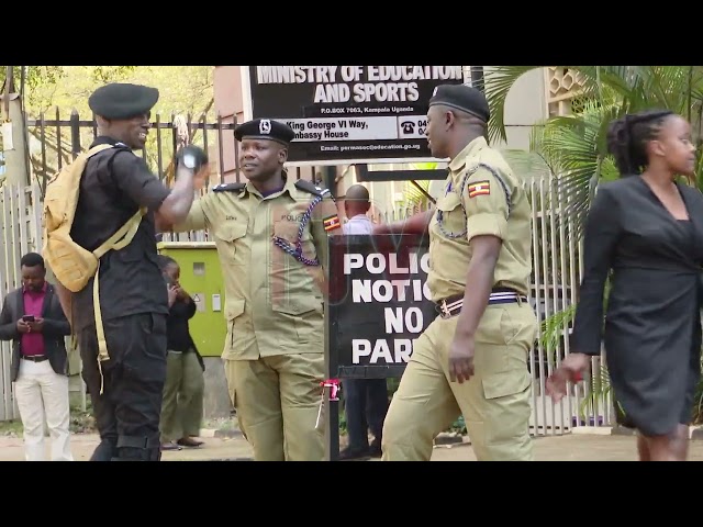 ⁣Police block Parliament Avenue after protester arrests