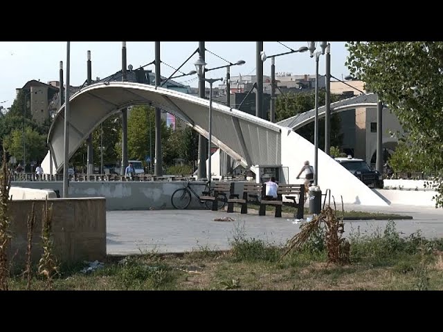 ⁣Vehicle access for bridge separating Kosovo's ethnic Serbians and Albanians scrapped amid tensi