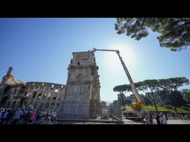 ⁣Italie : à Rome, l'arc de Constantin endommagé par la foudre