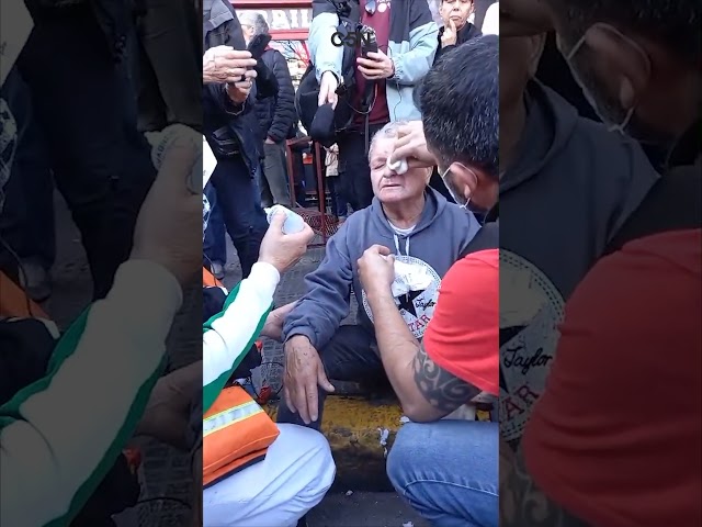 ⁣La CRUEL REPRESIÓN a un JUBILADO