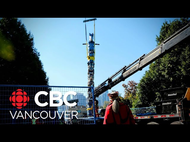 ⁣Totem Pole in Vancouver’s Stanley Park to be moved