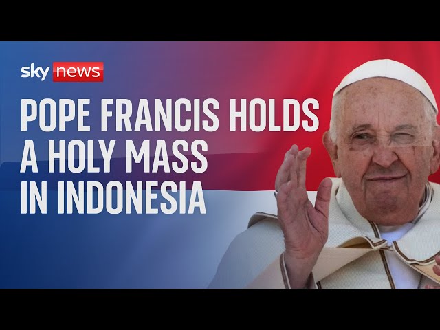 ⁣Pope Francis holds holy mass in Indonesia