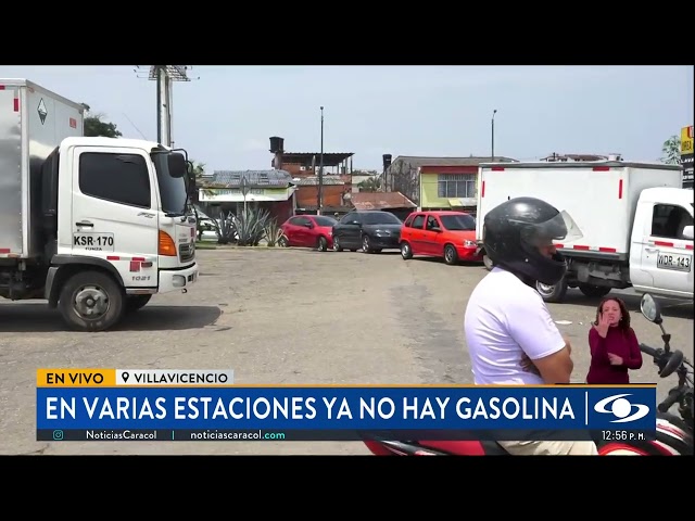 ⁣Largas filas en estaciones de gasolina de Villavicencio