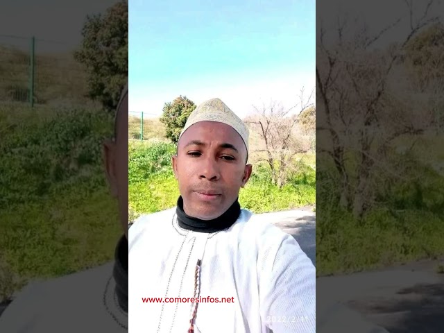 ⁣Le chanteur et compositeur comorien BURGUIBA, hafariki il y a quelques instants en France.