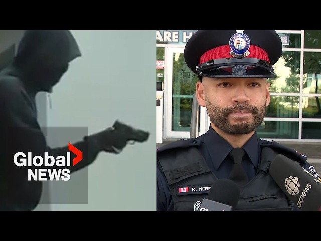 ⁣Markham home invasion: Suspect waves gun during break-in, surveillance footage shows