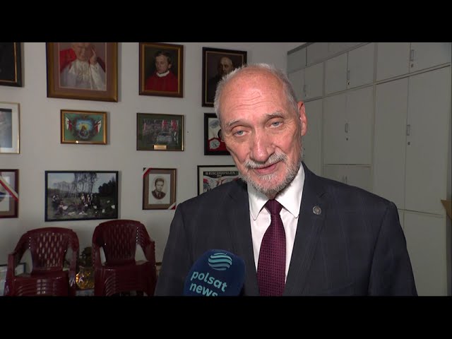 ⁣Antoni Macierewicz na rozpoczęciu roku. Jego słowa wywołały oburzenie