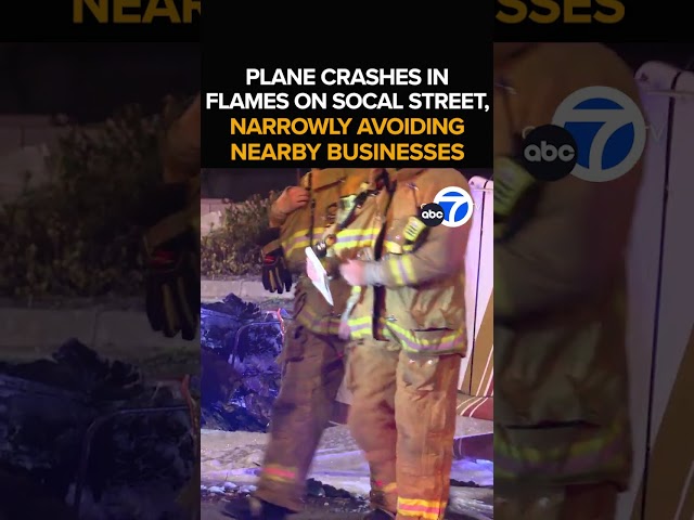 ⁣Plane crash-lands on streets of Hawthorne, bursts into flames