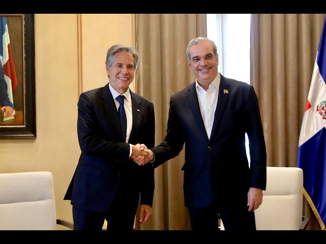 ⁣Antony Blinken se reúne con Abinader en el Palacio Nacional