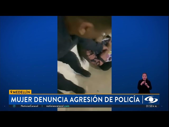 ⁣Abogada denuncia agresión de un policía al interior de una estación