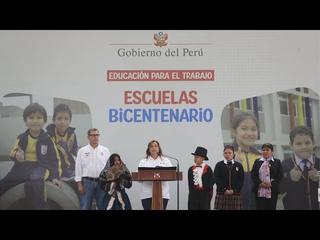 Dina Boluarte en inauguración de colegio: "No somos un gobierno de 'puro floro'"