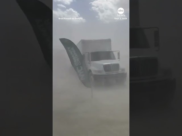 ⁣Dust storm delays departure for Burning Man festival attendees