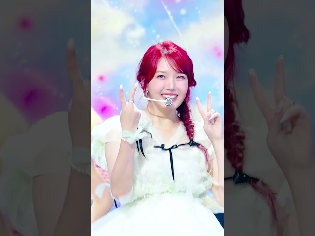 Wavy - YERIN #Wavy #YERIN #예린 #Shorts #MusicBank | KBS WORLD TV