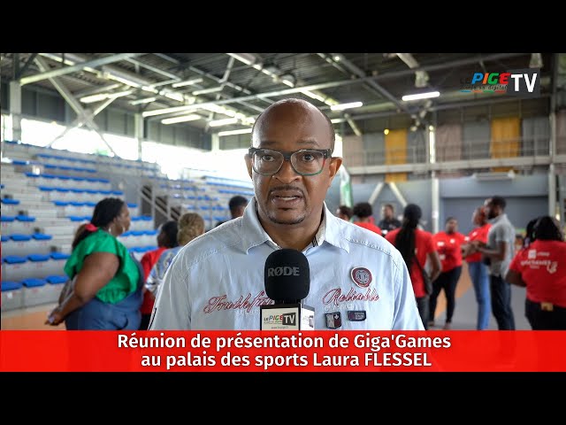 ⁣Réunion de présentation de Giga'Games au palais des sport Laura FLESSEL