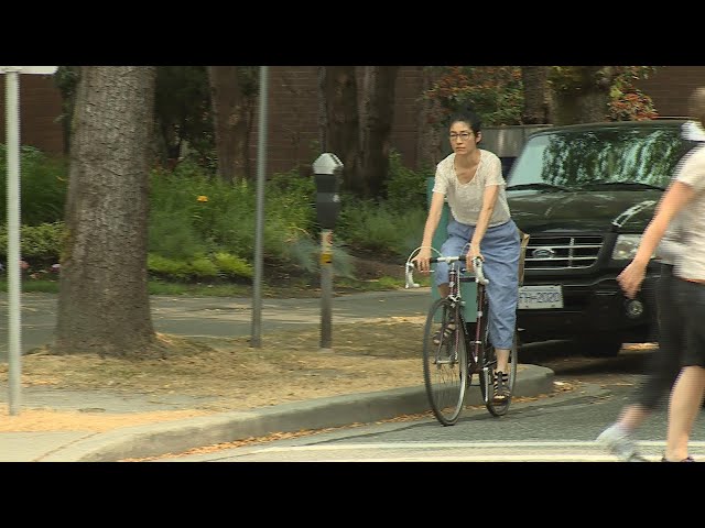 ⁣Here's why advocates in B.C. want cyclists to treat stops signs as yield signs