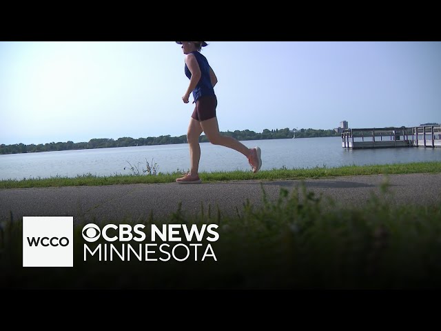 ⁣Man dies after collapsing at City of Lakes Half Marathon