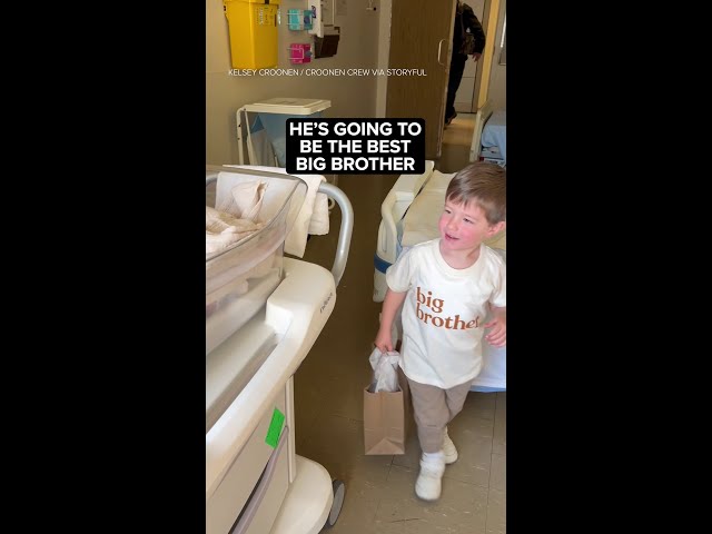 ⁣He's going to be the best big brother!