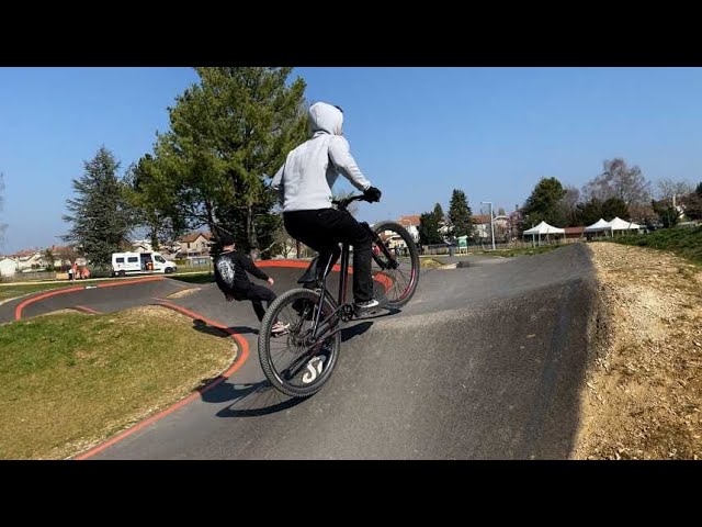 ⁣Un premier championnat régional de Pumptrack à Saint-Dizier