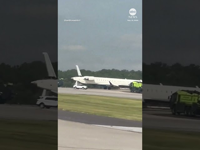 ⁣Plane loses tail after aircraft collide on taxiway at Atlanta airport