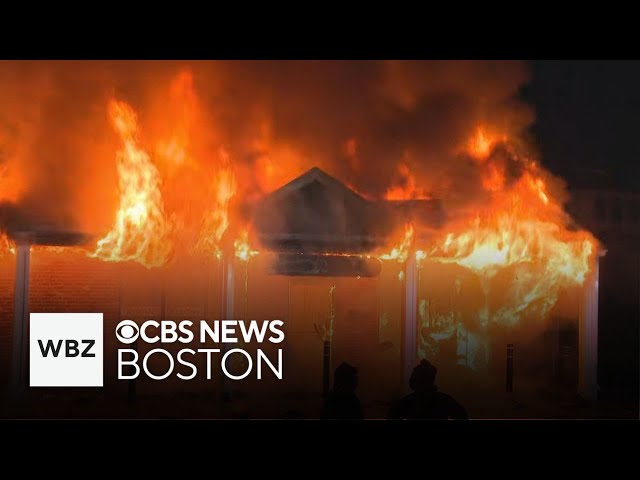 ⁣Multiple businesses destroyed by fire at Massachusetts strip mall